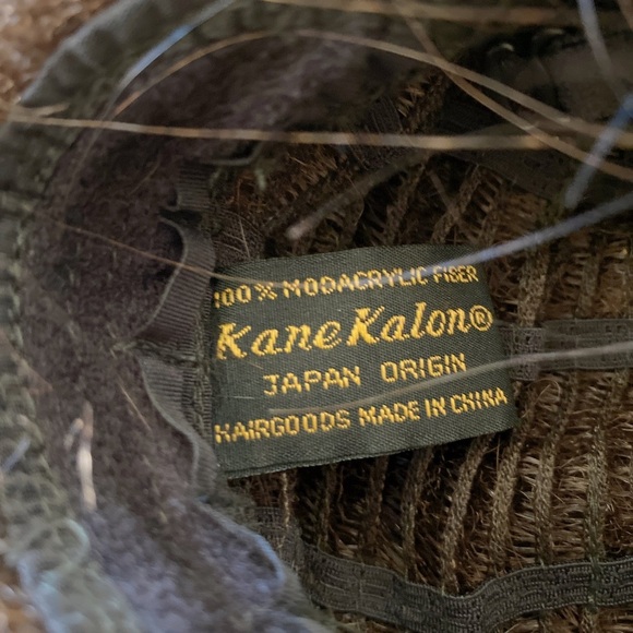 Black Medium Layered Hair Extension Hair Piece Clip on - Picture 3 of 4